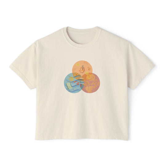 Euro Summer Venn Diagram Boxy Graphic Tee,  Summer Italian Travel Theme- Women's Relaxed Short Sleeve Fit T-Shirt